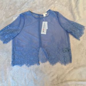 lace blue crop-top